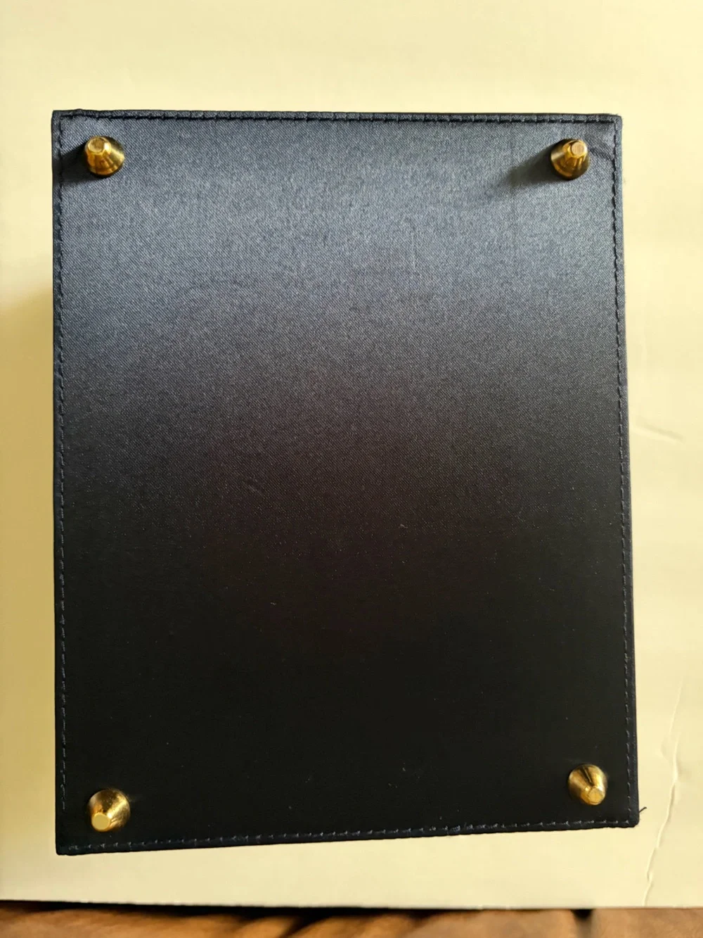 NWOT Cle’ de Peau elegant blue satin small/travel jewelry box. Mirror. Drawer